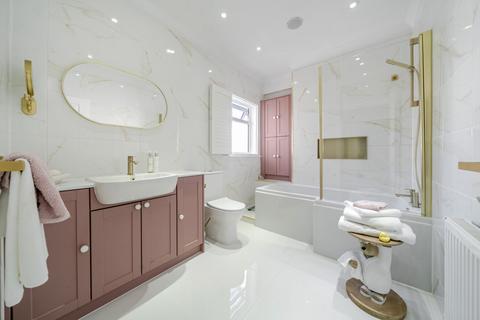 2 bedroom terraced house for sale, Devonshire Square, Bromley, BR2