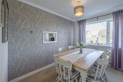3 bedroom semi-detached house for sale, Woodstock Drive, Stourbridge, DY8 5HY