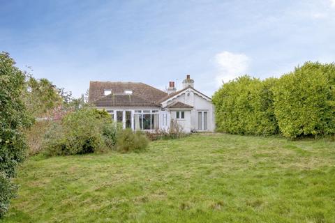 5 bedroom detached house for sale, Warden Road, Sheerness ME12