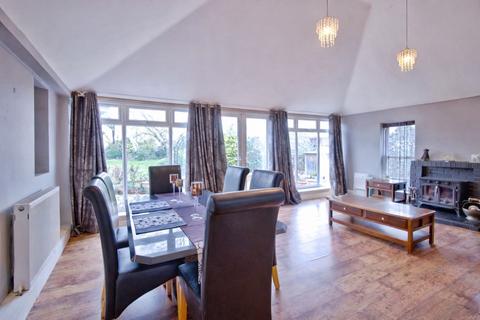 5 bedroom detached house for sale, Warden Road, Sheerness ME12