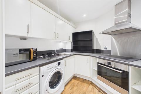 2 bedroom apartment to rent, Vista House, Chapter Way, London, SW19
