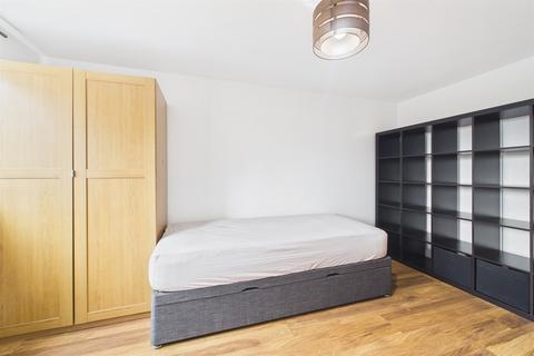 2 bedroom apartment to rent, Vista House, Chapter Way, London, SW19
