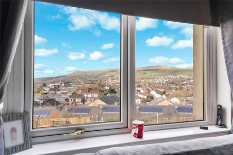 2 bedroom flat for sale, Courthill Crescent, Kilsyth, Glasgow, North Lanarkshire, G65