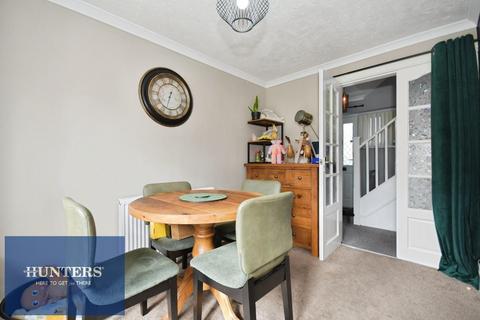 2 bedroom semi-detached house for sale, Summerfield Crescent, Brimington, Chesterfield