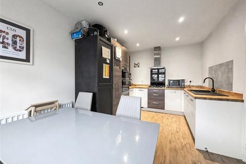 4 bedroom terraced house for sale, Bramling Way, Rainham, Gillingham, Kent, ME8