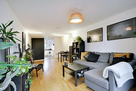 2 bedroom apartment for sale, at St James House, 52 Blackheath Hill, London SE10