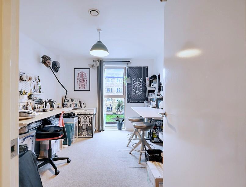 Bedroom 2 (1).jpg