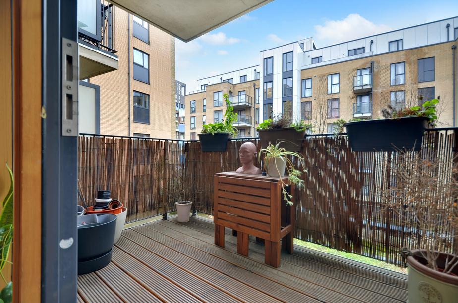Balcony (2).jpg