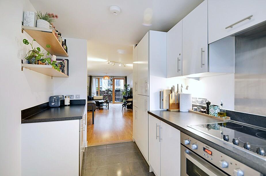 Kitchen Area (4).jpg