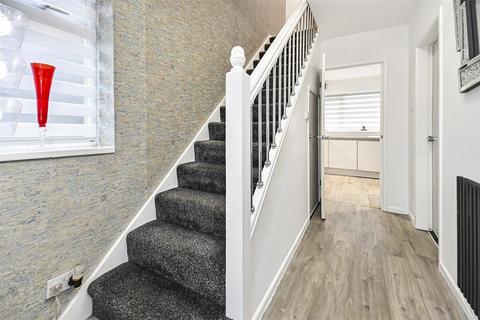 4 bedroom detached house for sale, Mallory Drive, Leigh