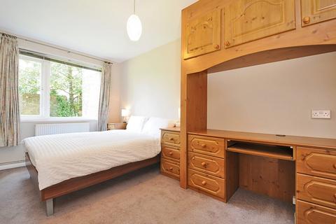 2 bedroom flat to rent, South Black Lion Lane, Hammersmith, London, W6