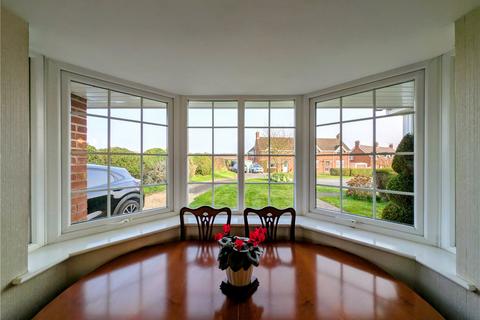 3 bedroom semi-detached house for sale, Morton Road, Harvington, Kidderminster, Worcestershire, DY10