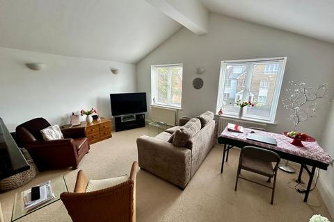 undefined, Wrotham Road, Meopham, DA13