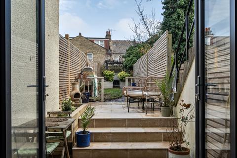 2 bedroom flat for sale, Rosendale Road, West Dulwich, London, SE21