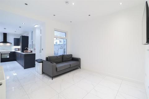 1 bedroom house to rent, Brays Lane, Coventry CV2