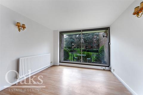 3 bedroom apartment to rent, Campion Close, South Croydon