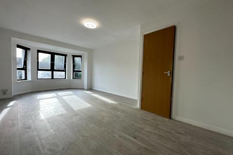 2 bedroom flat to rent, Polson Crescent, Paisley, PA2