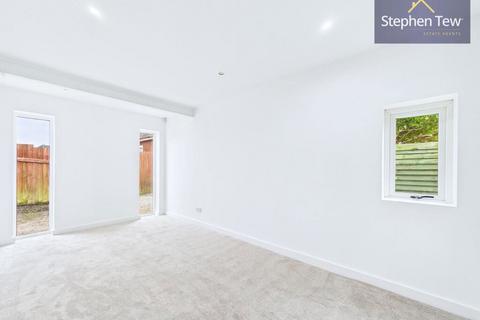 undefined, Blackpool Road, Poulton-le-Fylde, Lancashire, FY6 7QT
