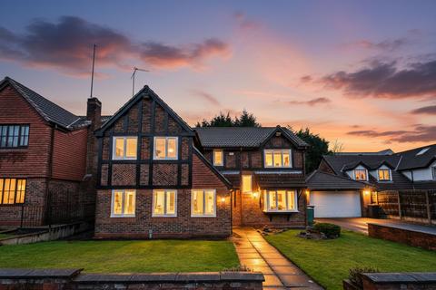 4 bedroom detached house for sale, Ringley Chase, Whitefield, M45
