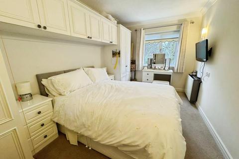 1 bedroom retirement property for sale, Albert Road, Beechfield Albert Road, SK9
