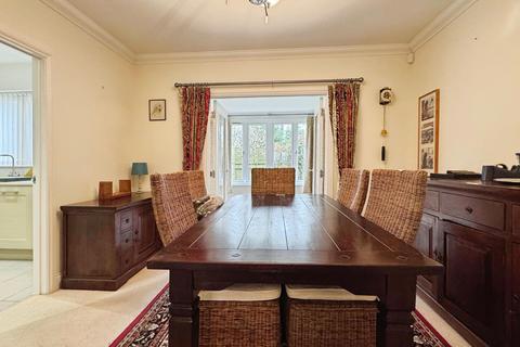 undefined, Priory Court, Marlborough, SN8