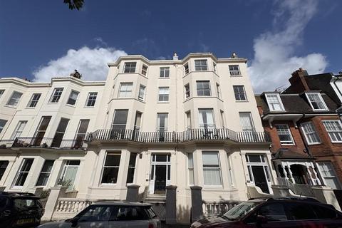 Compton Avenue, Brighton
