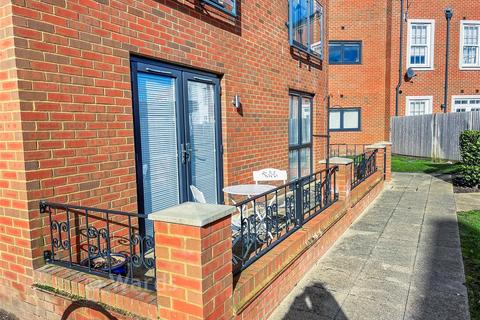 2 bedroom ground floor flat for sale, Clarence Road, Herne Bay, Kent