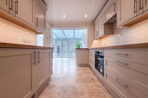 4 bedroom terraced house for sale, Cherry Tree Avenue, Waterlooville