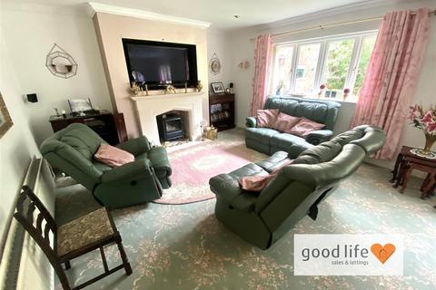 5 bedroom house for sale, Whitefield Pit, Houghton Le Spring DH4