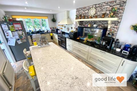5 bedroom house for sale, Whitefield Pit, Houghton Le Spring DH4