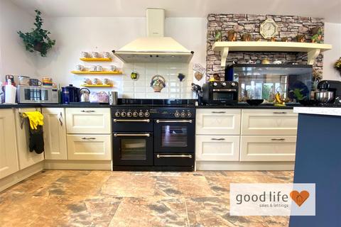 5 bedroom house for sale, Whitefield Pit, Houghton Le Spring DH4