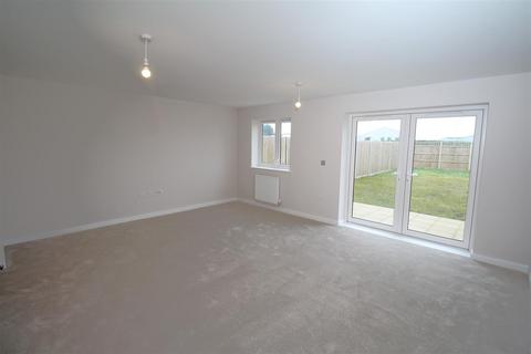 undefined, Maude Close, New Romney TN28