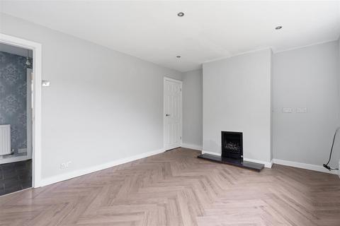 undefined, Chenies Close, Coventry