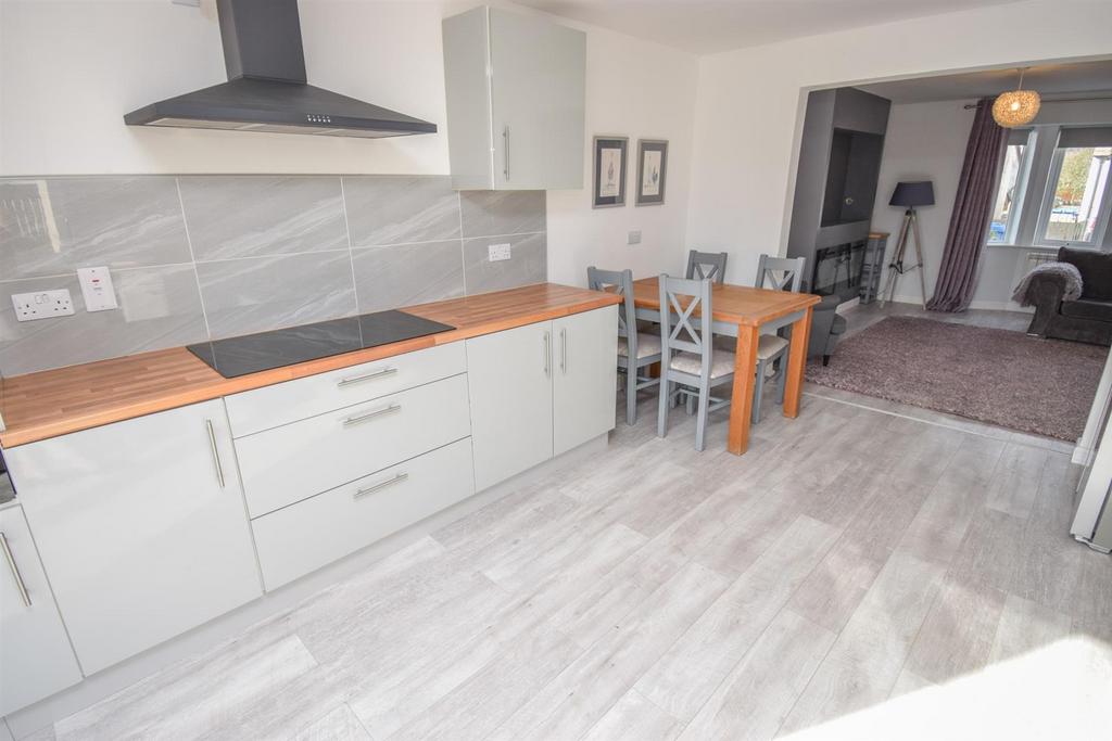 KITCHEN AREA (4)-2.jpg