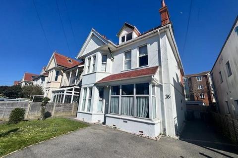 undefined, Stourcliffe Avenue, Bournemouth