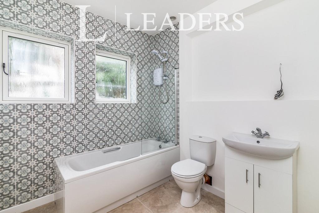 Main Bathroom