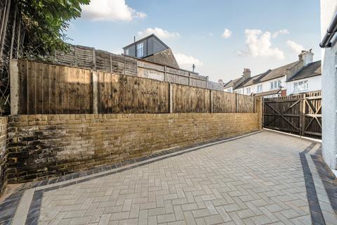 undefined, Hythe Road, Thornton Heath, Surrey, CR7