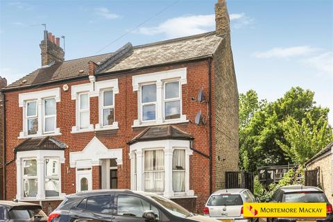 2 bedroom house for sale, Moffat Road, London