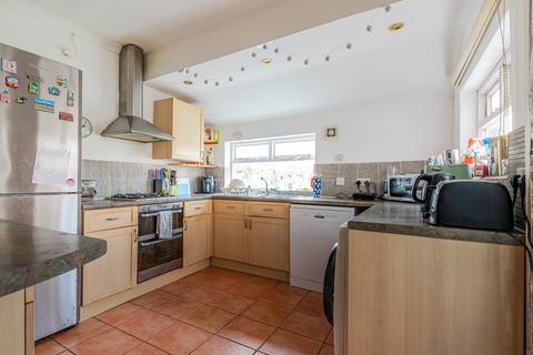 4 bedroom terraced house for sale, Dogfield Street, Cardiff CF24