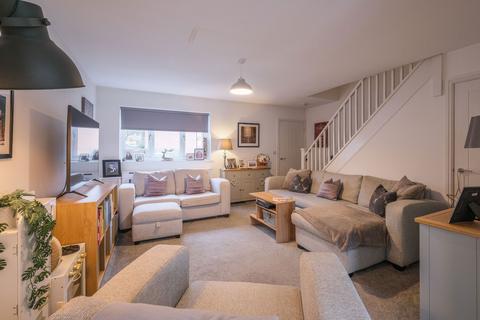 3 bedroom semi-detached house for sale, Cherwell Drive, Bradford BD6