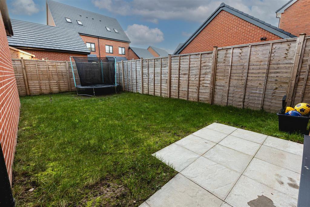97 Lighthall ln 4.jpg