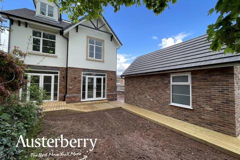 4 bedroom detached house for sale, Gladstone Place, Stoke-On-Trent ST4