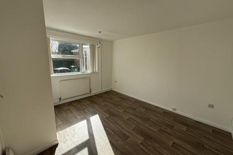 2 bedroom bungalow to rent, Victory Road, Somerset TA2