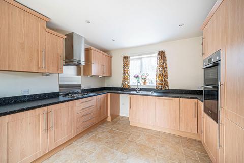3 bedroom detached house for sale, Pentney Close, Overton, RG25 3BF