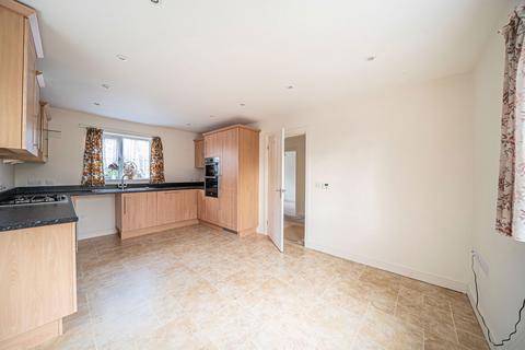 3 bedroom detached house for sale, Pentney Close, Overton, RG25 3BF