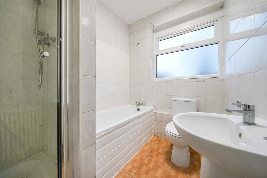 947 Harrow Road - q Dsfj VEXQl0t6 BBOh Qv7.jpg