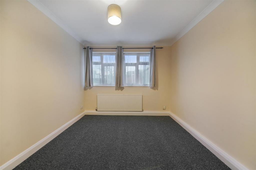947 Harrow Road - mt Cb S8 Hg Hg PTQLD0l HX1.jpg
