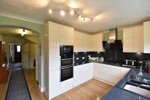 4 bedroom semi-detached house for sale, Ashford Road, Bearsted, ME14
