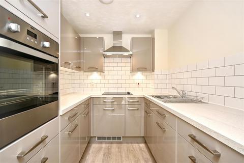 1 bedroom retirement property for sale, Southfields Road, Eastbourne