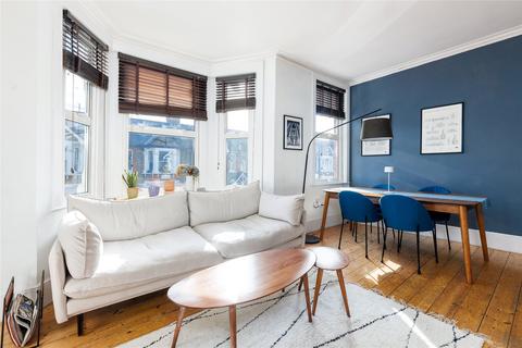 2 bedroom flat for sale, Whellock Road, London, W4
